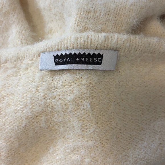 Royal + Reese Star Sweater Boat Neck Cream Jumper Comfy Soft Sz S - Picture 5 of 8
